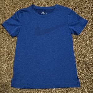 Nike Boys Dri Fit Shirt Size 6